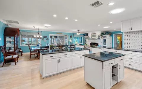 Kitchen - 8333 Colee Cove Rd, Saint Augustine, FL 32092 photo 4 of 5