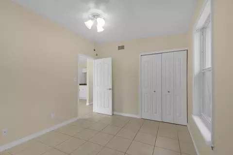 Bedroom - 228 Spring St, Saint Augustine, FL 32084 photo 3 of 5