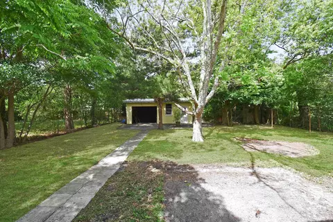 Exterior - 228 Spring St, Saint Augustine, FL 32084 photo 8 of 10