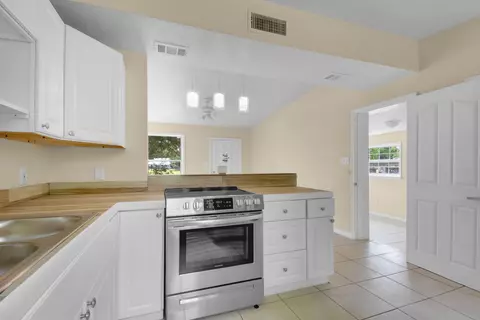 228 Spring St, Saint Augustine, FL 32084 photo 13
