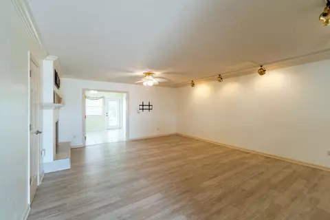 Living - 7145 A1a S #12, Saint Augustine, FL 32080 photo 2 of 9