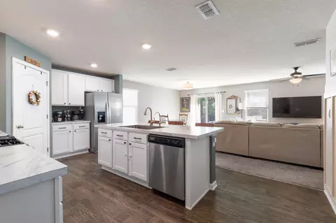 Kitchen - 253 Jarama Cir, Saint Augustine, FL 32084 photo 1 of 6