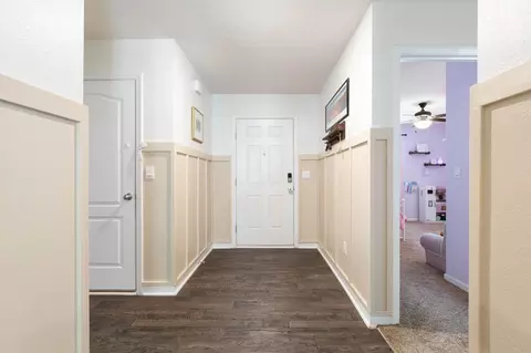 Entry Way - 253 Jarama Cir, Saint Augustine, FL 32084 photo 2 of 2