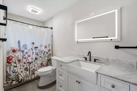Bath - 204 Queen Rd, Saint Augustine, FL 32086 photo 1 of 2
