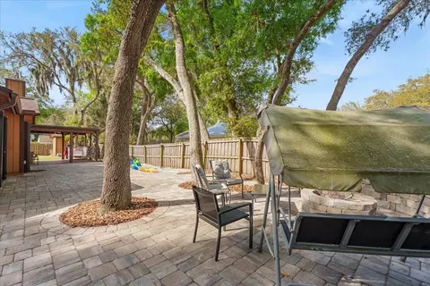 Exterior - 204 Queen Rd, Saint Augustine, FL 32086 photo 8 of 14