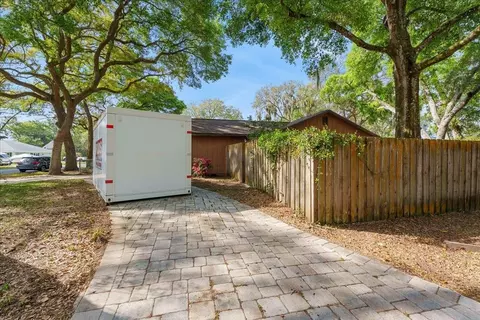 Exterior - 204 Queen Rd, Saint Augustine, FL 32086 photo 4 of 14