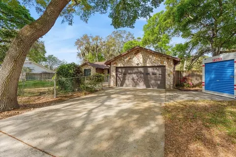 Exterior - 204 Queen Rd, Saint Augustine, FL 32086 photo 3 of 14