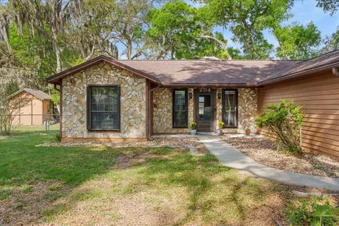 Exterior - 204 Queen Rd, Saint Augustine, FL 32086 photo 5 of 14