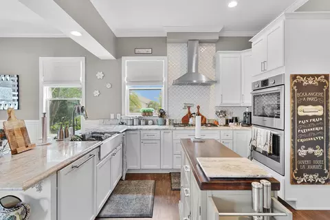 Kitchen - 500 Turnberry Ln, Saint Augustine, FL 32080 photo 3 of 5