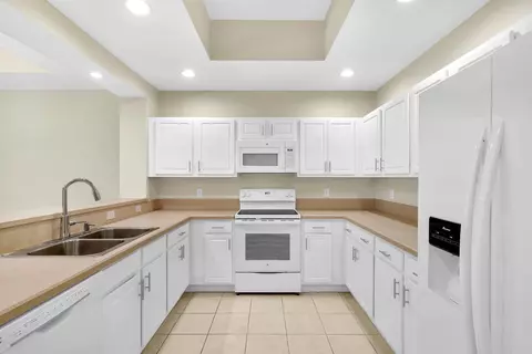 Kitchen - 1003 Makarios Dr, Saint Augustine, FL 32080 photo 1 of 3