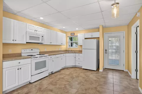 Kitchen - 6433 Madison St, Saint Augustine, FL 32080 photo 2 of 3