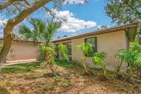 355 Biscayne Ave, Saint Augustine, FL 32080 photo 3