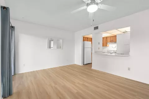 Living - 5 Andalusia Ct, Saint Augustine, FL 32086 photo 8 of 8