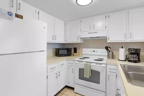 Kitchen - 880 A1a Beach Blvd #1308, Saint Augustine, FL 32080 photo 2 of 3