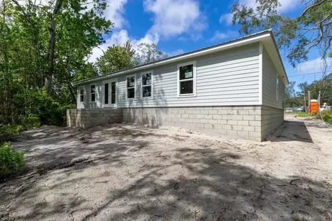 Exterior - 408 St Augustine South Dr, Saint Augustine, FL 32086 photo 3 of 6