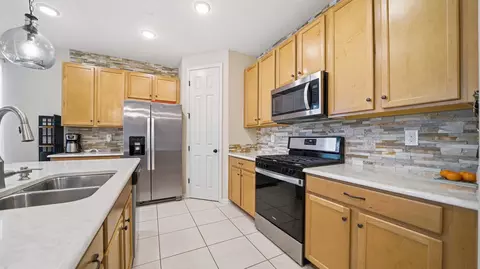 Kitchen - 374 Convex Ln, Saint Augustine, FL 32095 photo 5 of 5