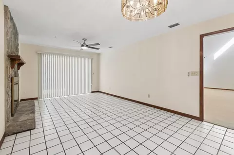 Living - 4221 Wicks Br, Saint Augustine, FL 32086 photo 2 of 17