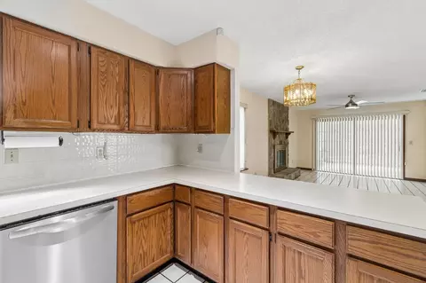 Kitchen - 4221 Wicks Br, Saint Augustine, FL 32086 photo 5 of 8