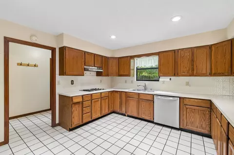 Kitchen - 4221 Wicks Br, Saint Augustine, FL 32086 photo 1 of 8