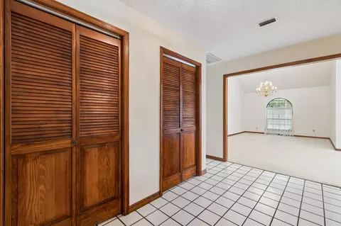 Entry Way - 4221 Wicks Br, Saint Augustine, FL 32086 photo 4 of 8