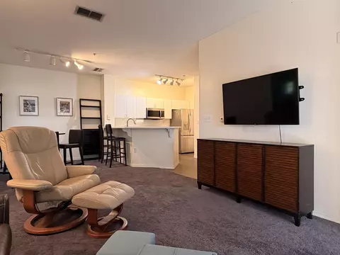 Living - 615 Fairway Dr #101, Saint Augustine, FL 32084 photo 3 of 5