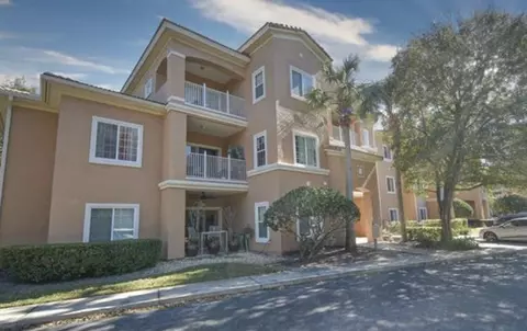 615 Fairway Dr #101, Saint Augustine, FL 32084