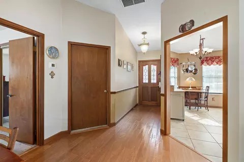 Entry Way - 121 Neptune Rd, Saint Augustine, FL 32086 photo 1 of 1