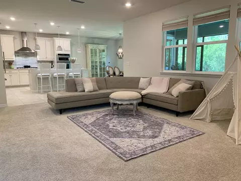 Living - 165 Myrtle Oak Ct, Saint Augustine, FL 32092 photo 2 of 4