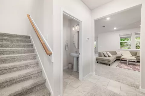 Entry Way - 165 Myrtle Oak Ct, Saint Augustine, FL 32092 photo 3 of 4
