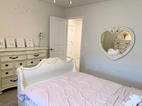 Bedroom - 165 Myrtle Oak Ct, Saint Augustine, FL 32092 photo 10 of 11