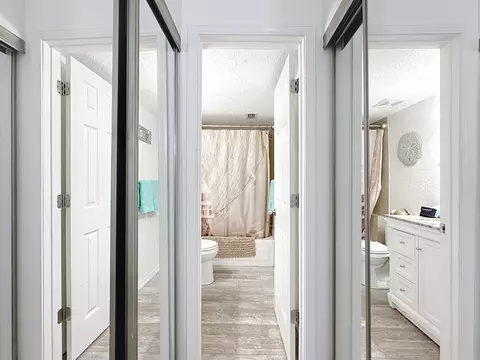 Bath - 30 Brigantine Ct, Saint Augustine, FL 32080 photo 1 of 4