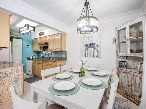 Dining - 30 Brigantine Ct, Saint Augustine, FL 32080 photo 3 of 5