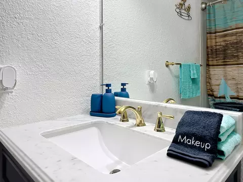 Bath - 30 Brigantine Ct, Saint Augustine, FL 32080 photo 4 of 4