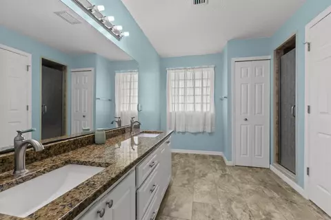 Bath - 4025 Red Pine Ln, Saint Augustine, FL 32086 photo 1 of 4