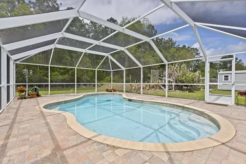 Exterior - 4025 Red Pine Ln, Saint Augustine, FL 32086 photo 4 of 9