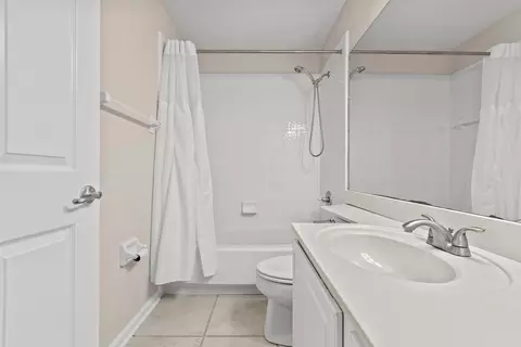 Bath - 428 Chamberlain Dr, Saint Augustine, FL 32086 photo 5 of 6