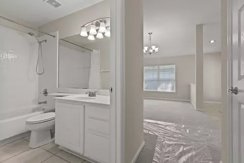 Bath - 428 Chamberlain Dr, Saint Augustine, FL 32086 photo 6 of 6