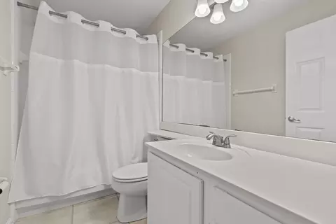 Bath - 428 Chamberlain Dr, Saint Augustine, FL 32086 photo 4 of 6
