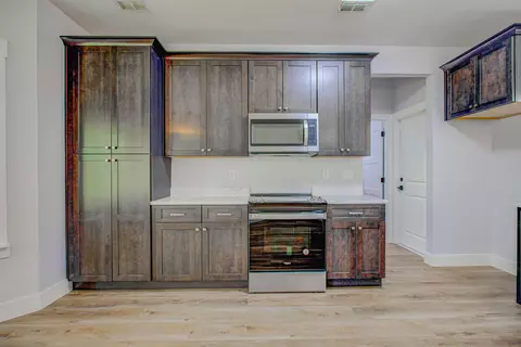 Kitchen - 971 967 Irma Way, Saint Augustine, FL 32086 photo 9 of 12