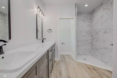 Bath - 971 967 Irma Way, Saint Augustine, FL 32086 photo 4 of 7