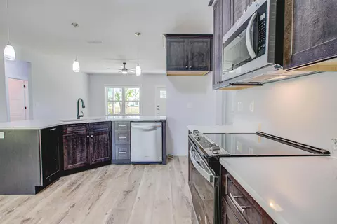Kitchen - 971 967 Irma Way, Saint Augustine, FL 32086 photo 3 of 12