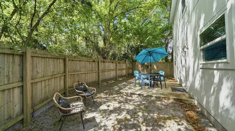 Exterior - 241 Columbus St, Saint Augustine, FL 32084 photo 4 of 9