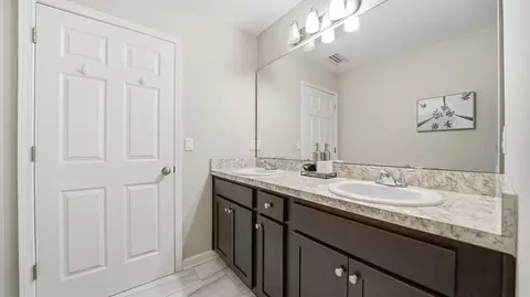Bath - 241 Columbus St, Saint Augustine, FL 32084 photo 4 of 5