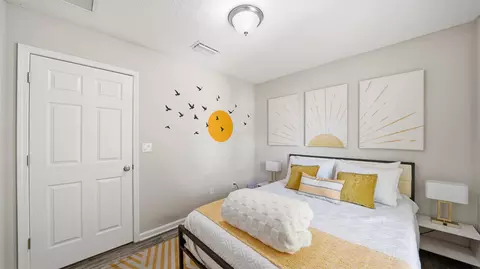 Bedroom - 241 Columbus St, Saint Augustine, FL 32084 photo 6 of 8