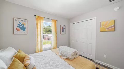 Bedroom - 241 Columbus St, Saint Augustine, FL 32084 photo 5 of 8