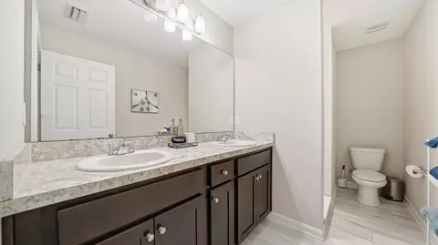 Bath - 241 Columbus St, Saint Augustine, FL 32084 photo 2 of 5