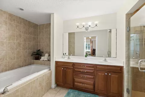 Bath - 264 Gibraltar Ct #101, Saint Augustine, FL 32080 photo 1 of 3