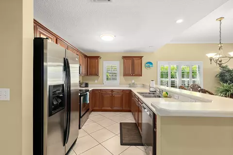 Kitchen - 264 Gibraltar Ct #101, Saint Augustine, FL 32080 photo 2 of 4
