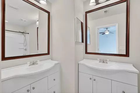 Bath - 112 Bay Bridge Dr, Saint Augustine, FL 32080 photo 2 of 4