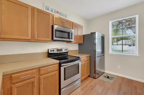 Kitchen - 112 Bay Bridge Dr, Saint Augustine, FL 32080 photo 3 of 4